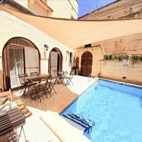 Laringa Holiday Bed&Breakfast Għajnsielem 외부 사진